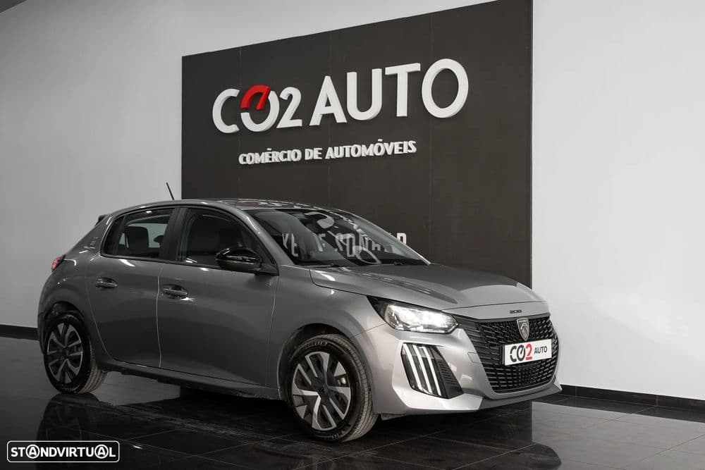 Peugeot e-208