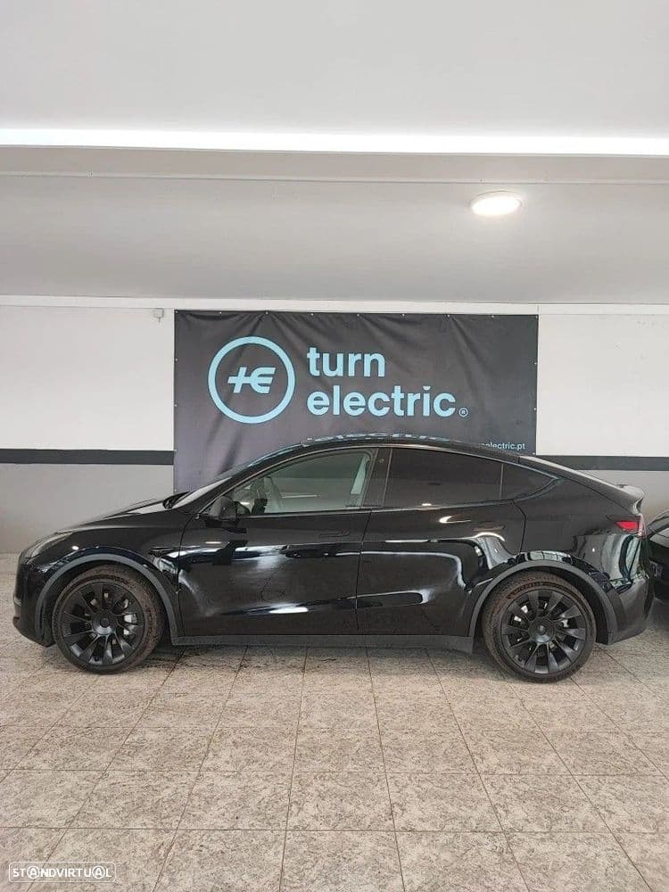 Tesla Model Y Long Range Dual Motor AWD